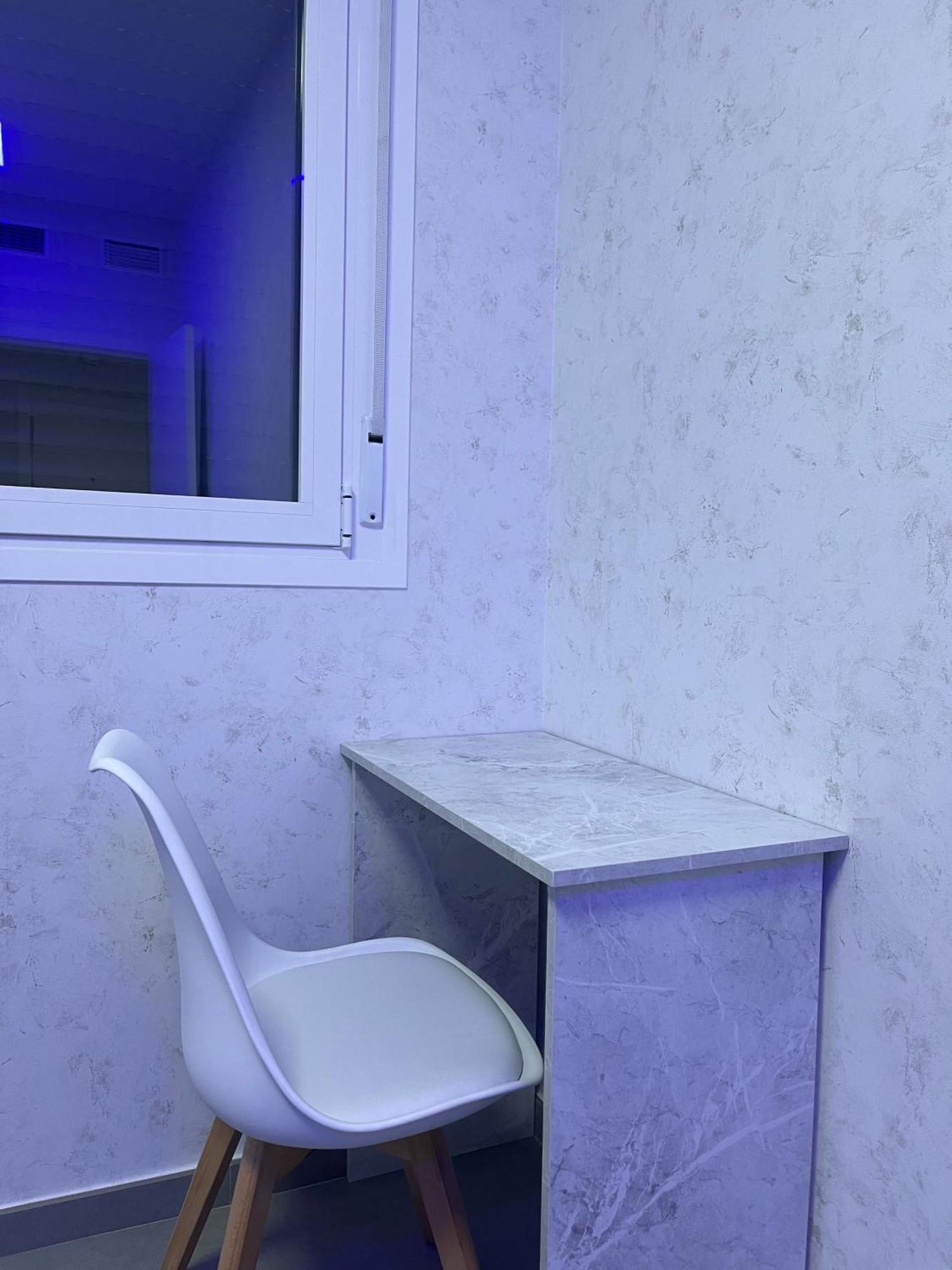 Apartamento Lujo En El Centro Con Parking Privado 1 Adra